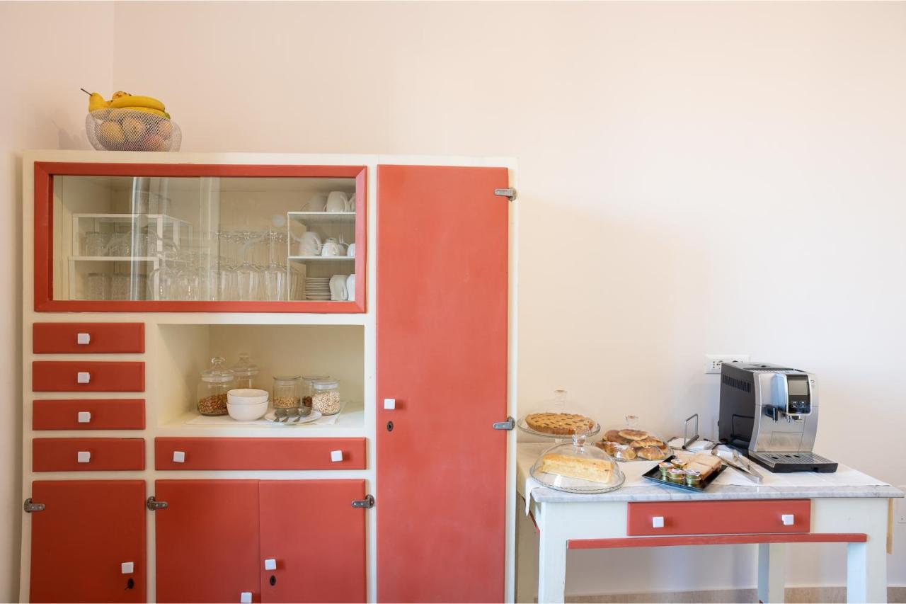 Al Dio Bes Bed & Breakfast Cagliari Dış mekan fotoğraf
