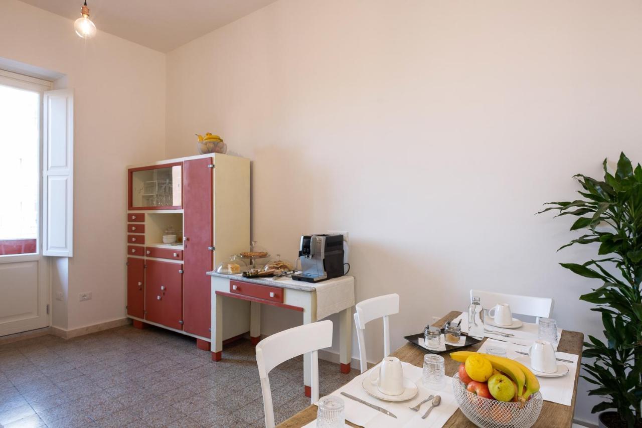Al Dio Bes Bed & Breakfast Cagliari Dış mekan fotoğraf